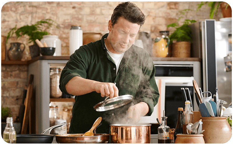 Jamie Oliver presents 'Keep Cooking and Carry On'