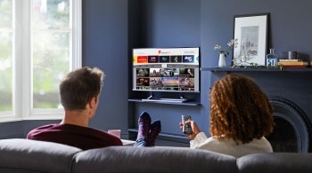 Freeview Play publicity couple viewing