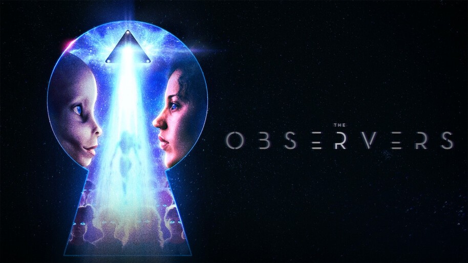 A woman face to face with an alien, with an eerie light behind